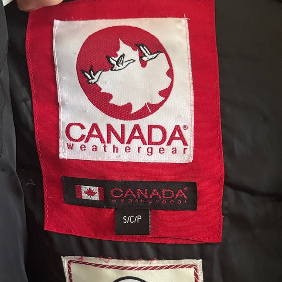 Canada weather gear Black winter coat . - Picture 2 of 5